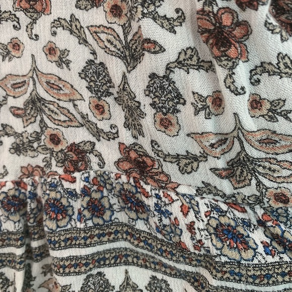 Flowy American Eagle top - Picture 5 of 5